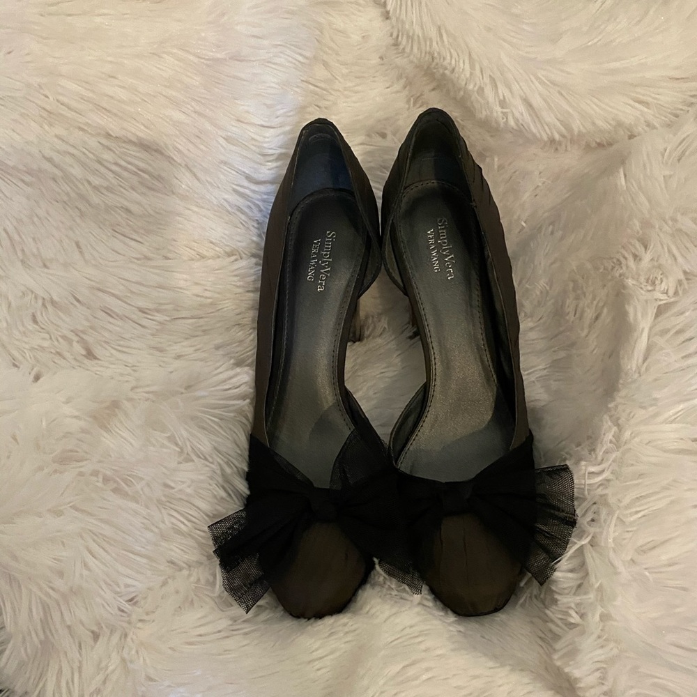 Vera Wang Shoes